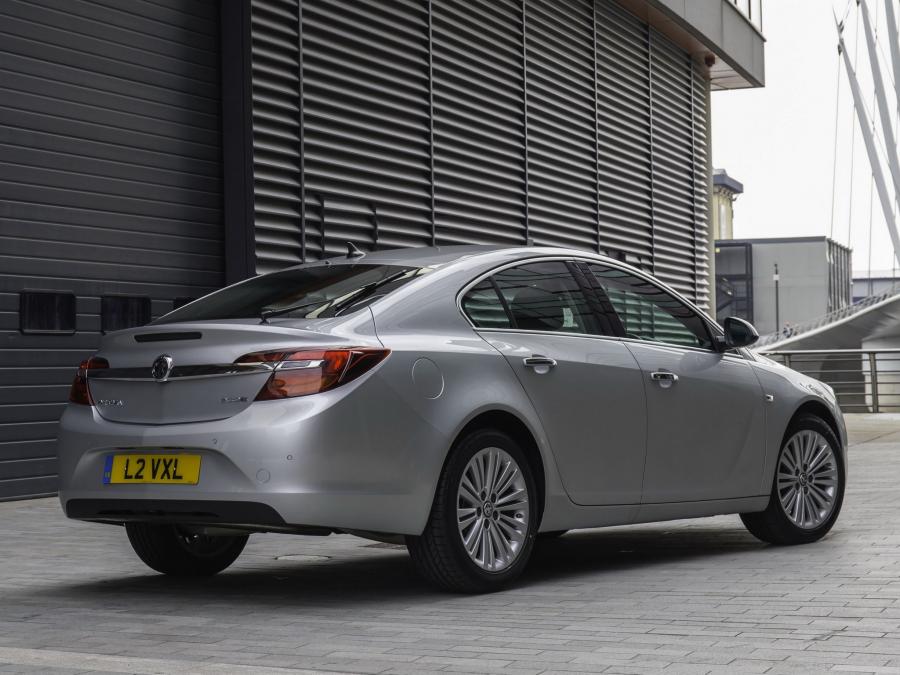  Vauxhall Insignia ecoFLEX Hatchback 2013 года  (фото 21 из 25)